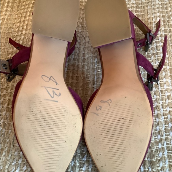 Steve Madden Burgundy Suede Shoes - Picture 9 of 9